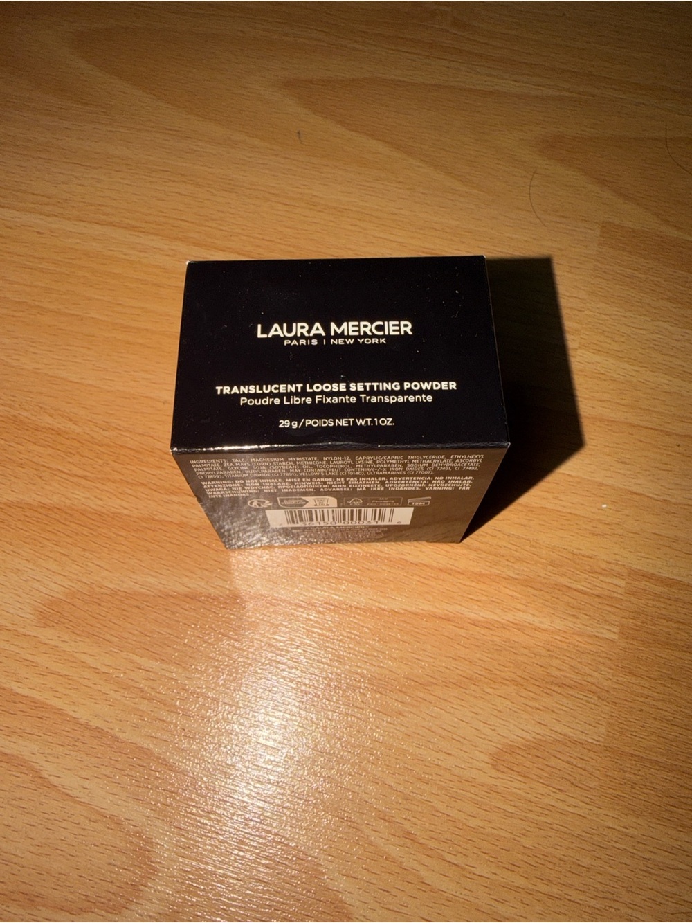 laura mercier Translucent Loose Setting Powder - Black Box